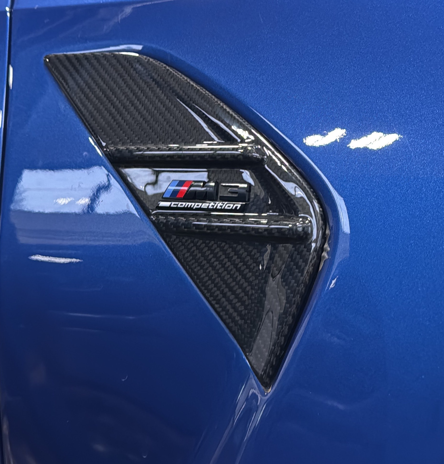Carbon Side Vents