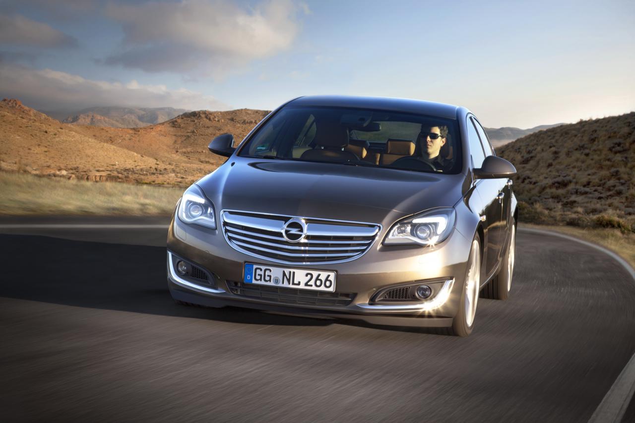 Opel Insignia 2.0 16v CDTi BiTurbo 195cp